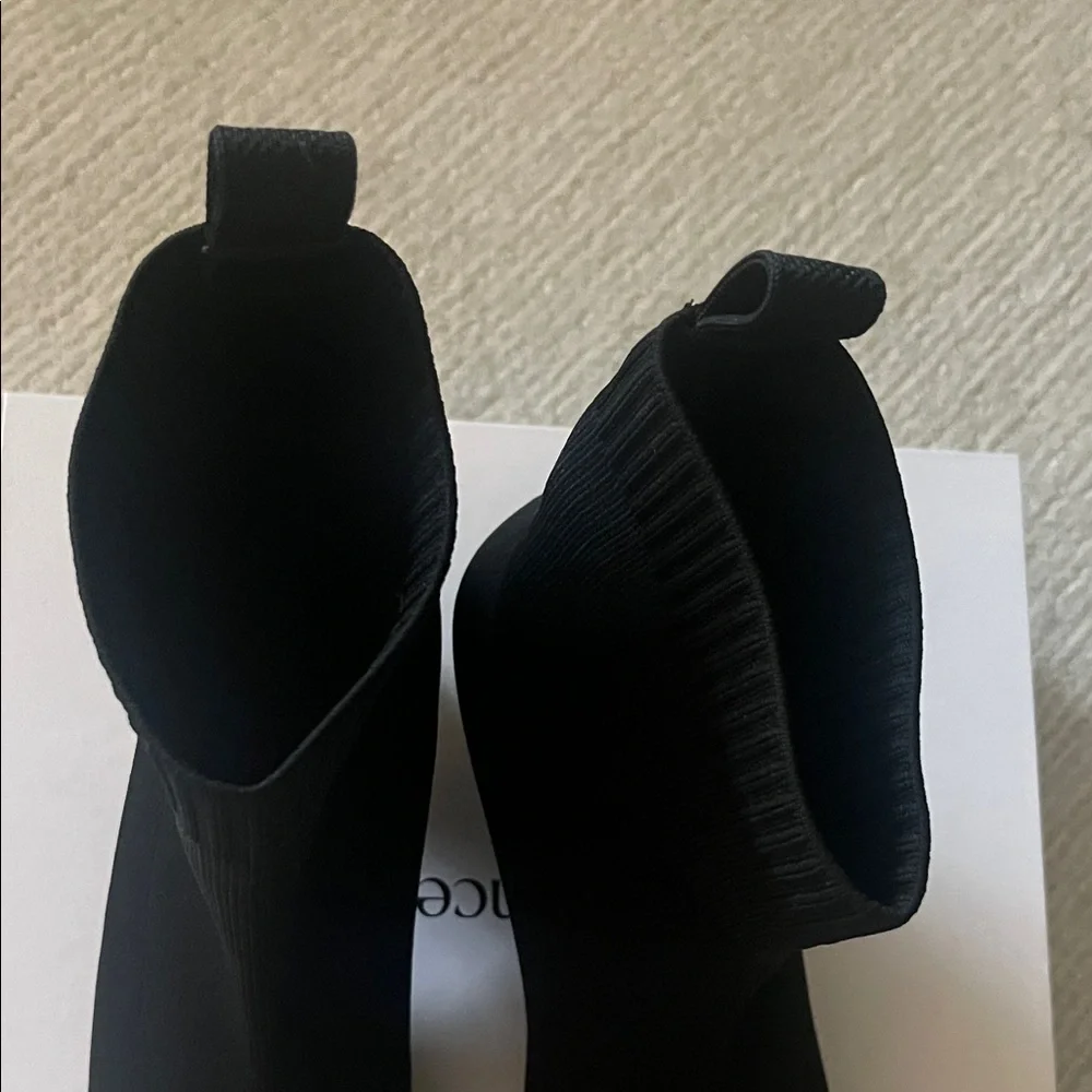 Quince Sleek Black Ankle Booties - Picture 10 of 14